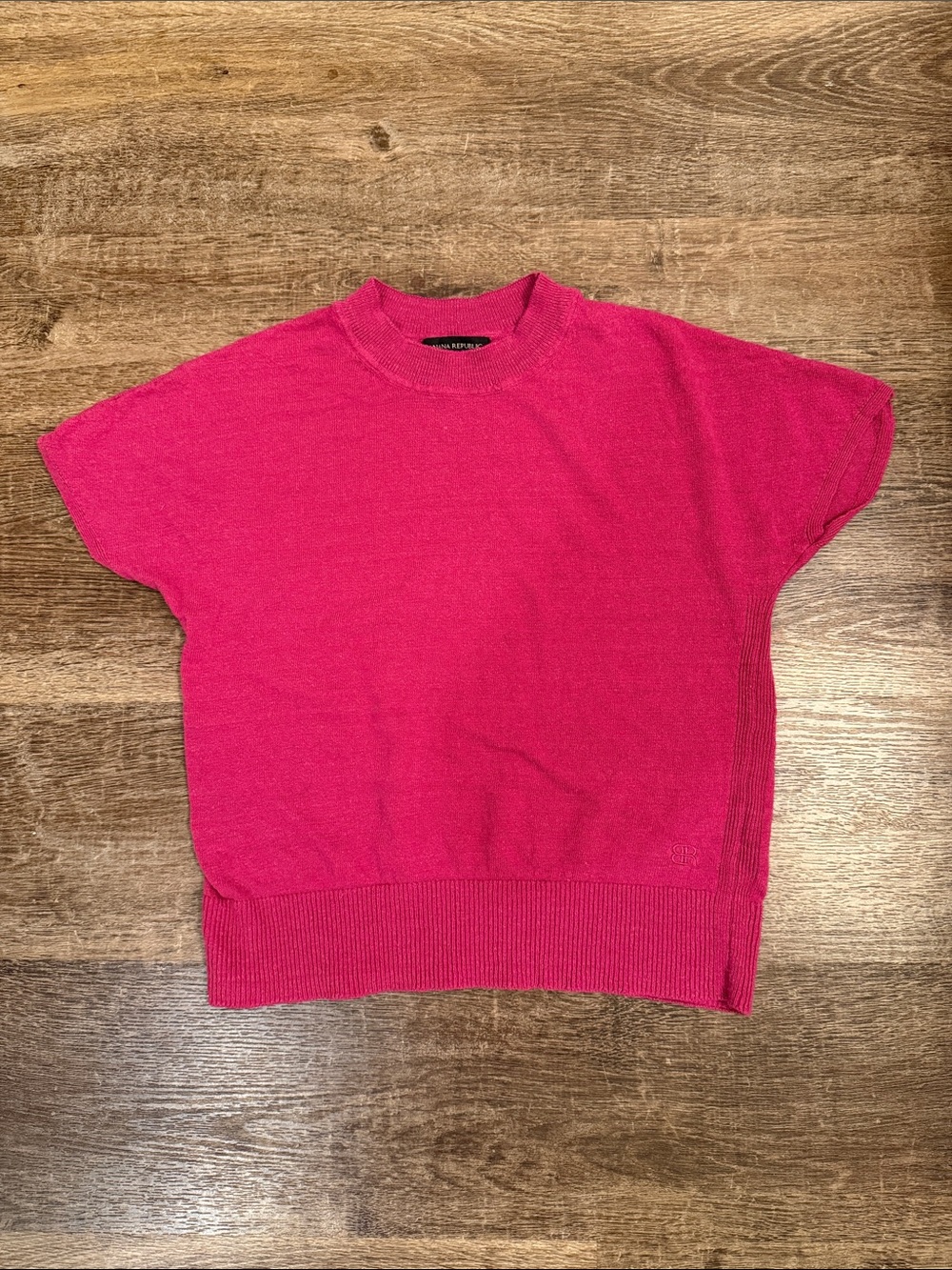 Banana Republic Bright Raspberry Short Sleeve Crewneck